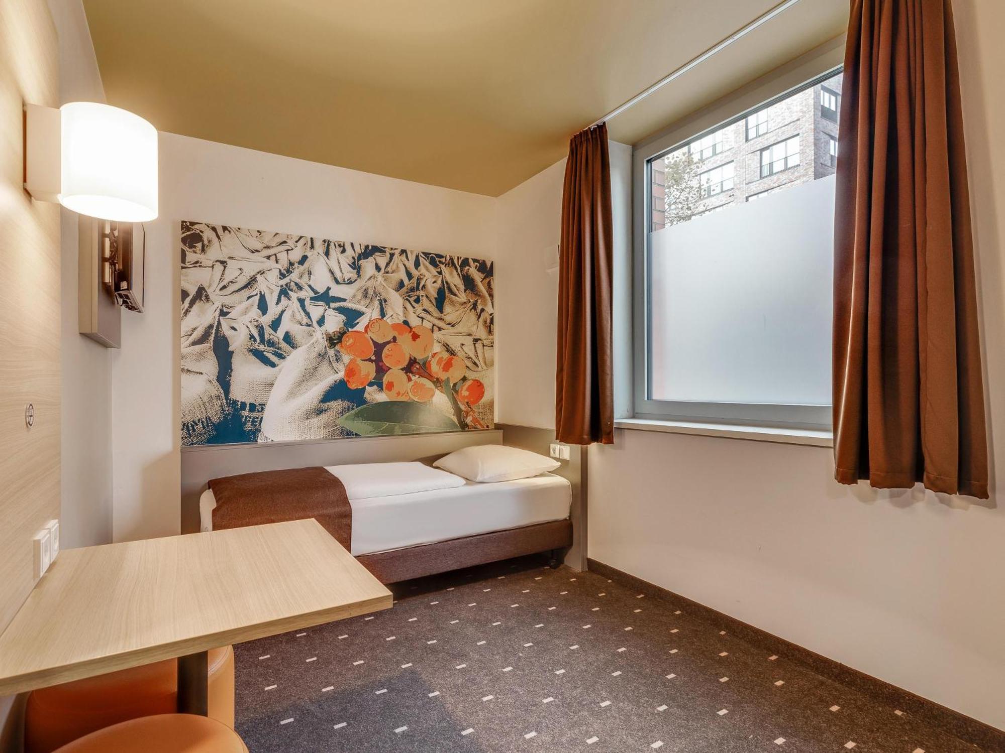 B&B Hotel Bremen-Ueberseestadt Экстерьер фото